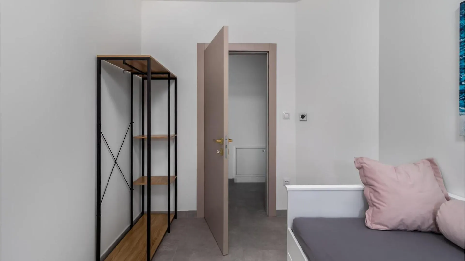 3 Bedroom Stunning Apartment In Kostrena