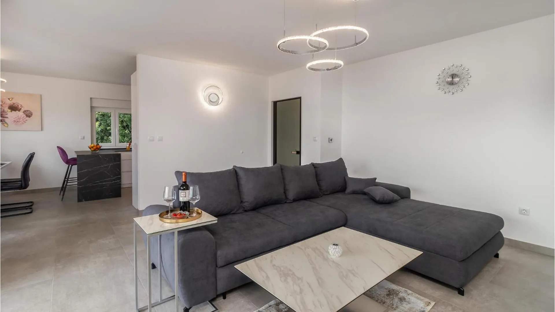 3 Bedroom Stunning Apartment In Kostrena