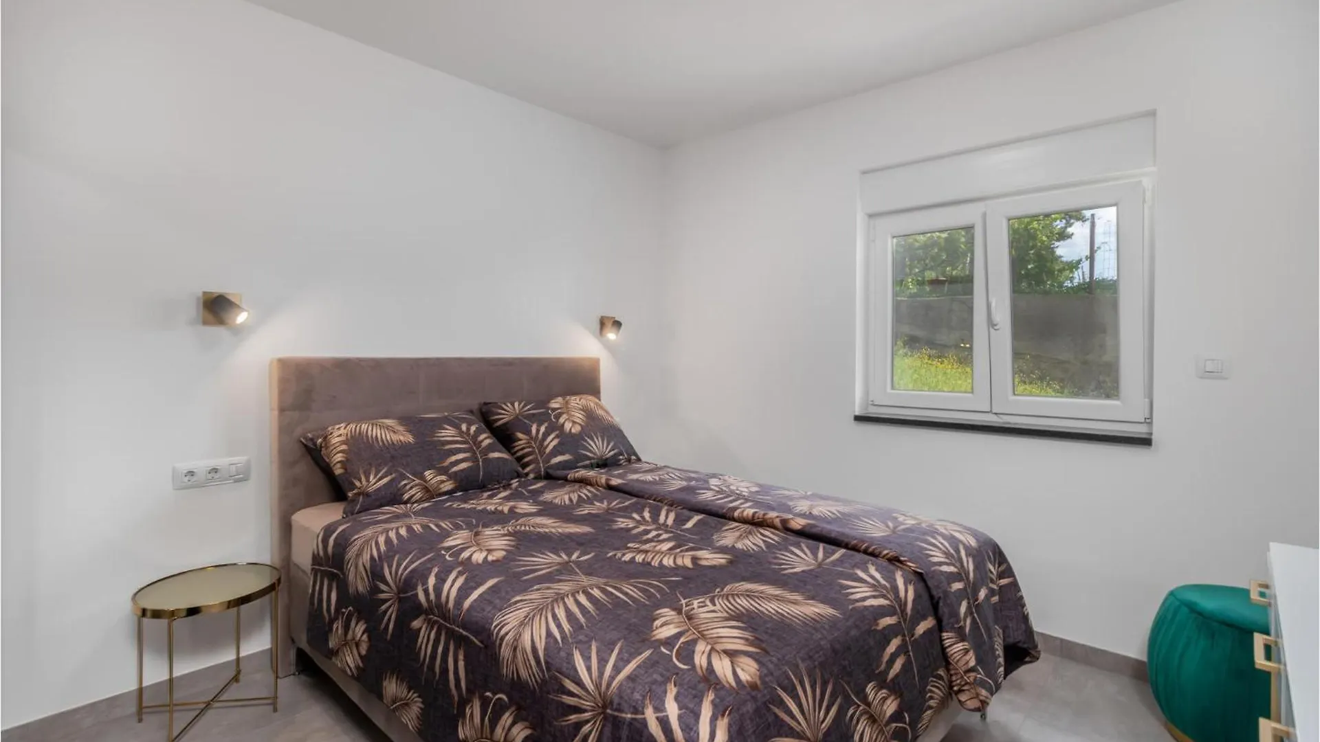 3 Bedroom Stunning Apartment In Kostrena