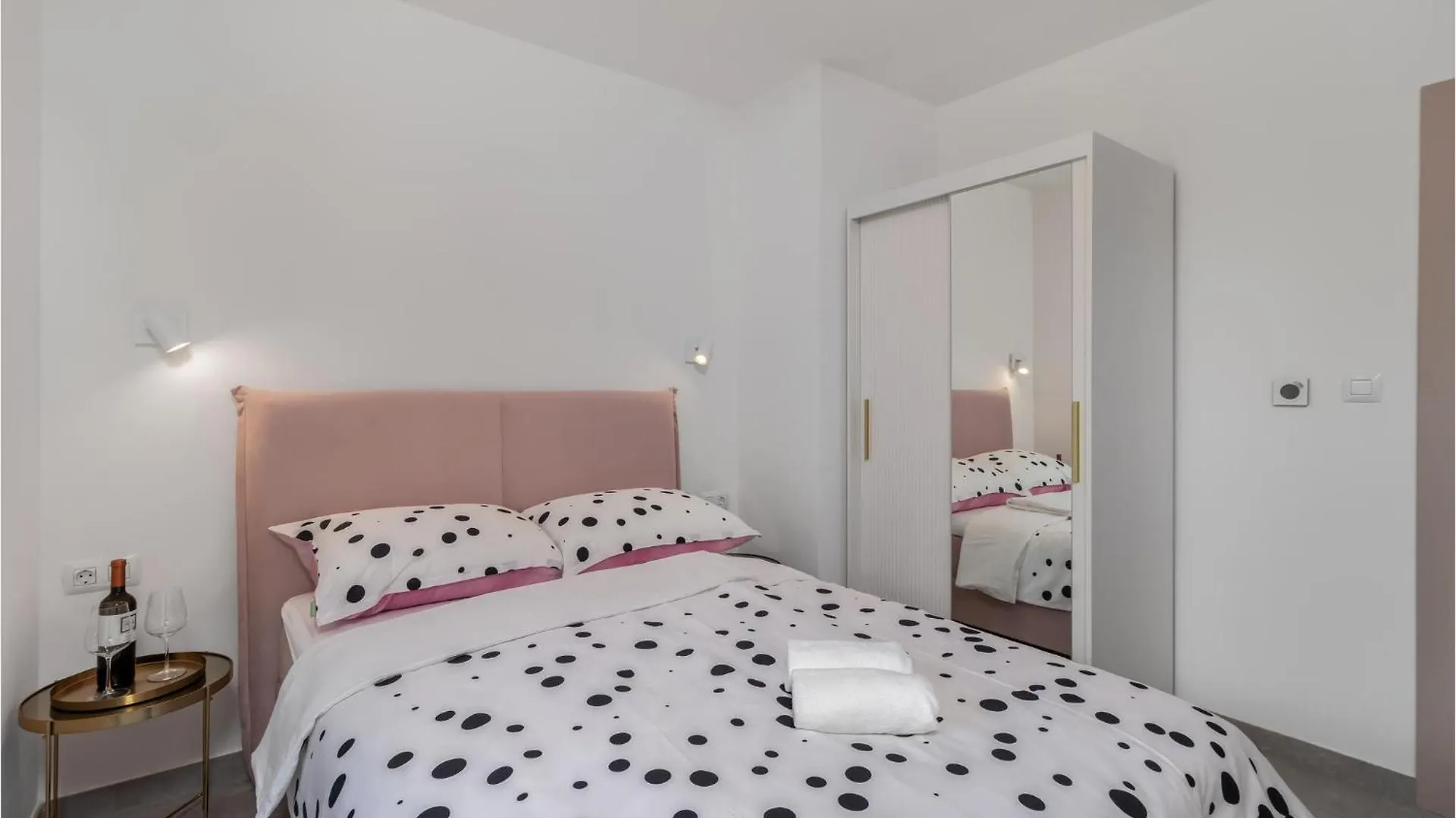 3 Bedroom Stunning Apartment In Kostrena 0*,  Kroatië