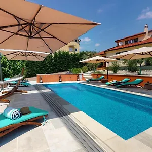 Oasis Villa